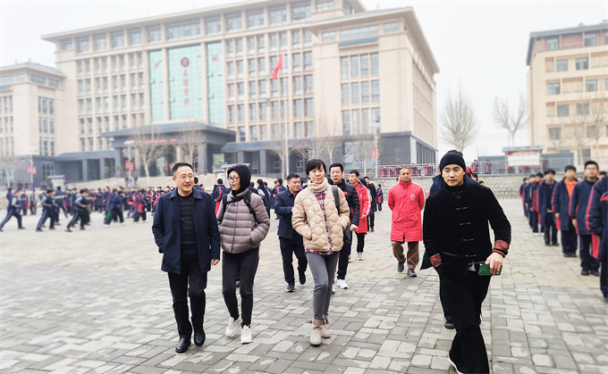 聚焦|国际武术联合会副主席田苏辉，《中华武术》杂志李平、王涛一行莅临少林友谊学校考察交流6