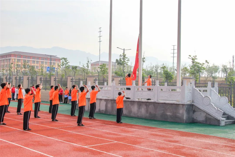 筑牢青春防毒墙 | 少林友谊学校周一升旗仪式暨六一文艺汇演颁奖、散打比赛喜报(图4) 640 (3).jpg