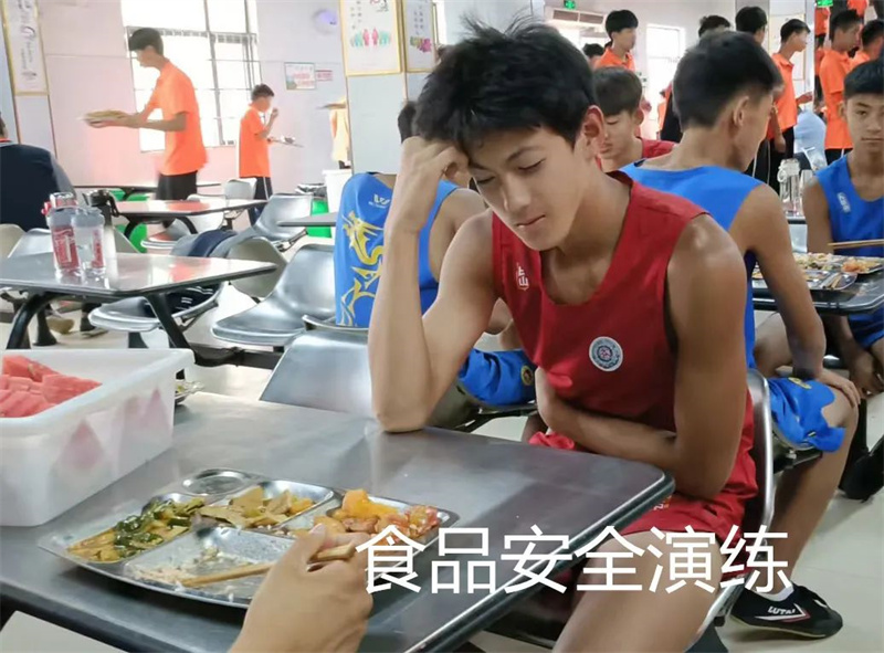 “食”战演练 安全守护|少林友谊学校食品安全突发事件应急演练