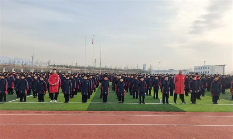 弘扬武术精神 共享荣耀时刻|少林友谊学校隆重举行“中原论剑”武术比赛颁奖典礼(图1) 12091.jpg