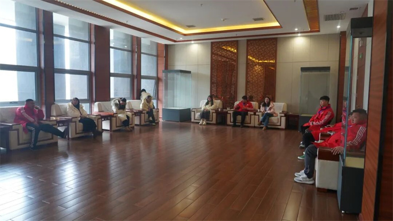 凝心聚力谋发展 砥砺奋进谱新篇|少林友谊学校第一届第二次教职工代表大会胜利召开(图8) 8.jpg