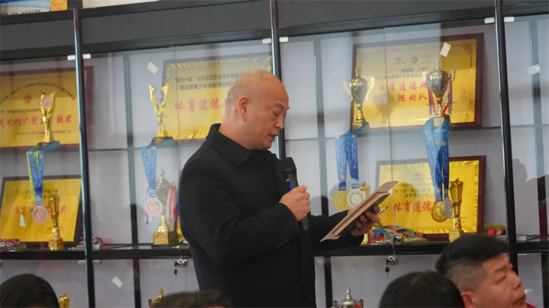凝心聚力谋发展 砥砺奋进谱新篇|少林友谊学校第一届第二次教职工代表大会胜利召开(图14) 14.jpg