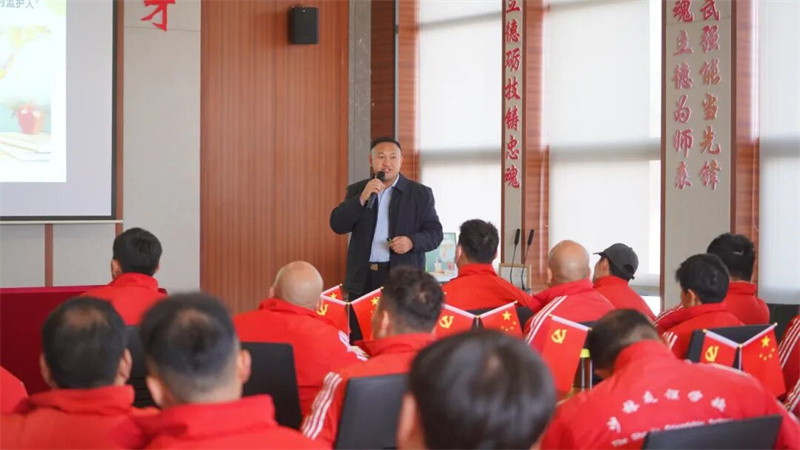 筑牢武校“防护墙” 依法执教护成长|少林友谊学校开展教练员法治专题讲座(图4) 4.jpg